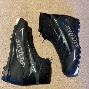 Alpina Nordic boot, sport touring T10 size 38.
